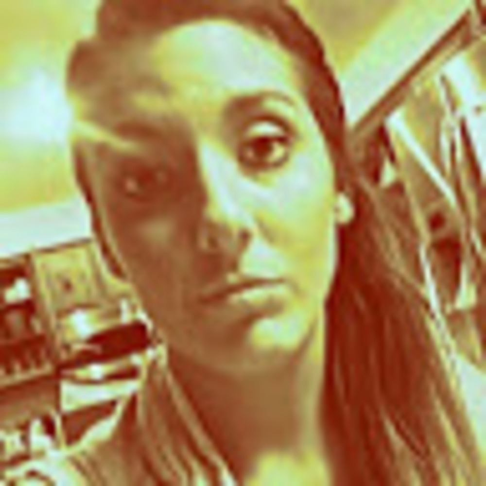 Meet your Posher, Elayna